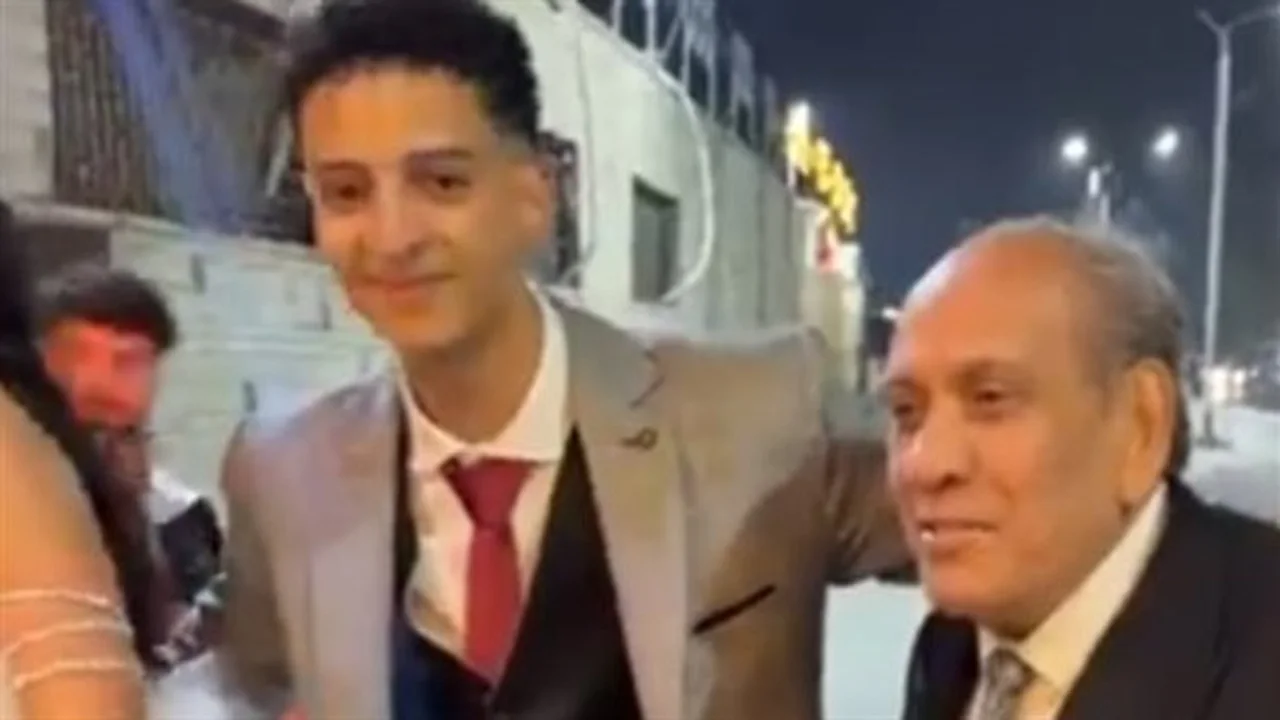 بصور حصرية.. خطوبة نجل الفنان منير مكرم بعد أيام من زفاف شقيقته